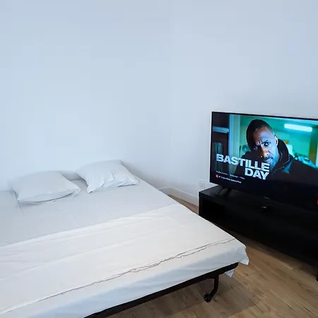 Le Porchaire - 2ch - Elegant Spacieux Et Calme Au Centre De - Futuroscope A 20 Min * Poitiers