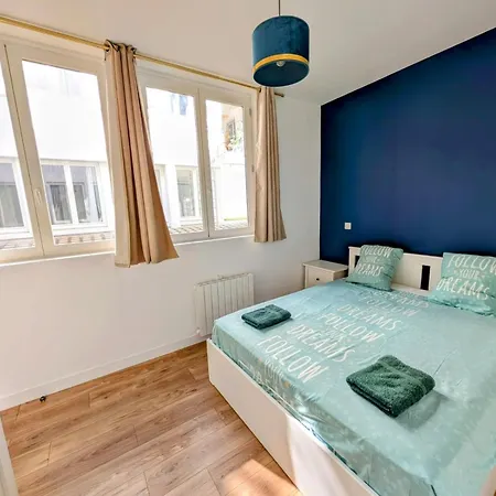 Le Porchaire - 2ch - Elegant Spacieux Et Calme Au Centre De - Futuroscope A 20 Min * Poitiers